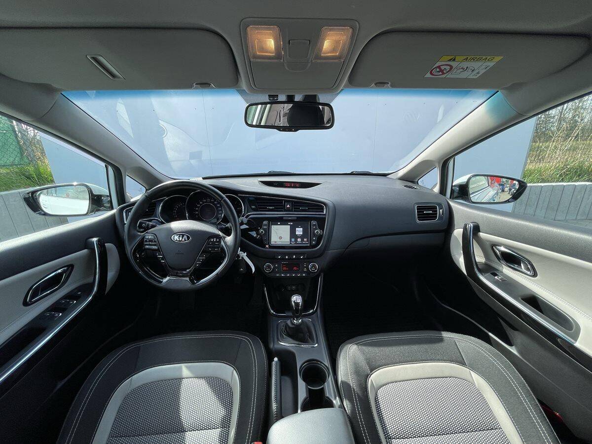 Kia Ceed SW 1.6 GDi Exclusive SW