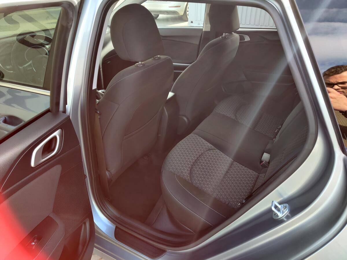 product-gallery-image
