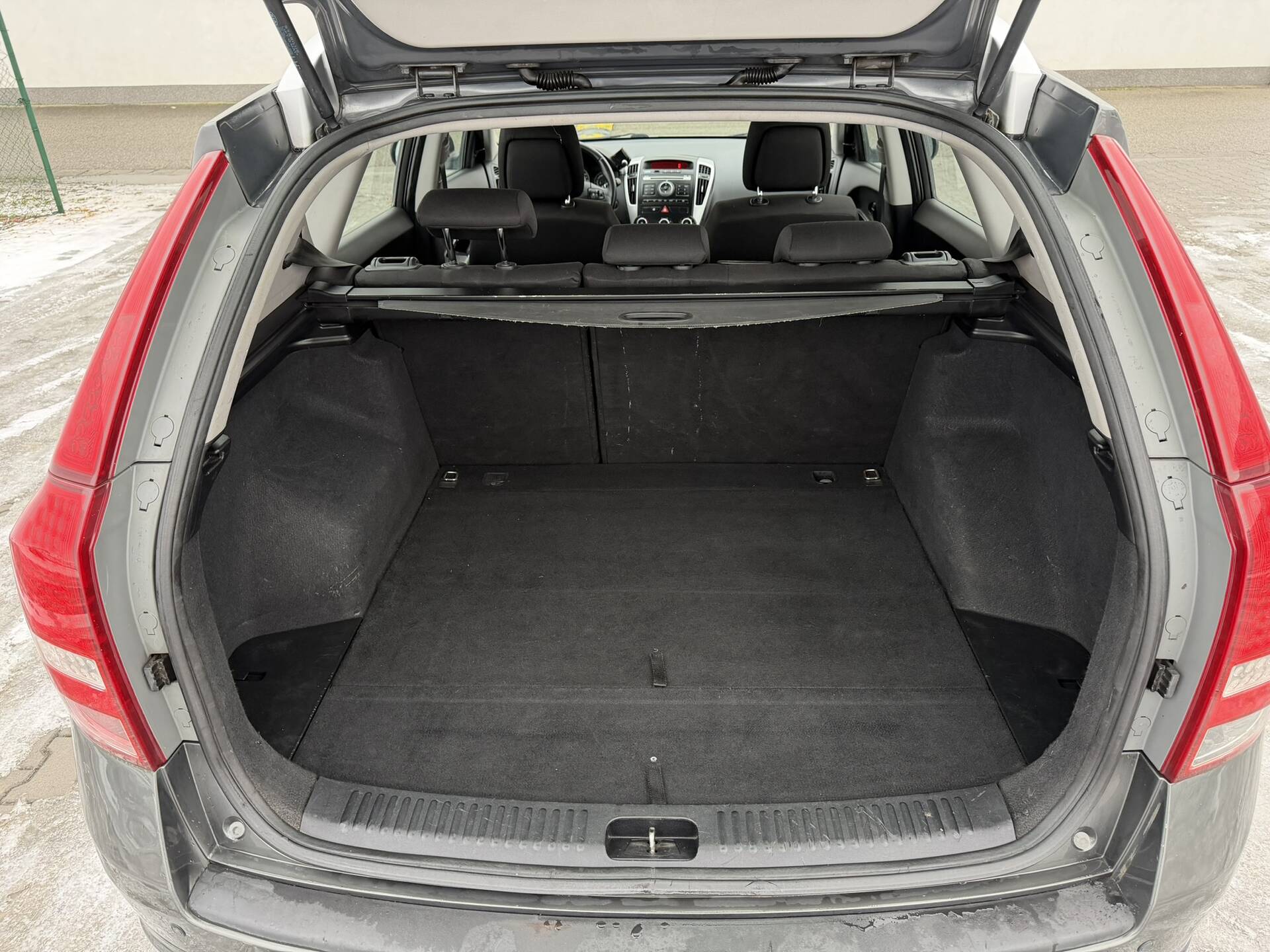 product-gallery-image