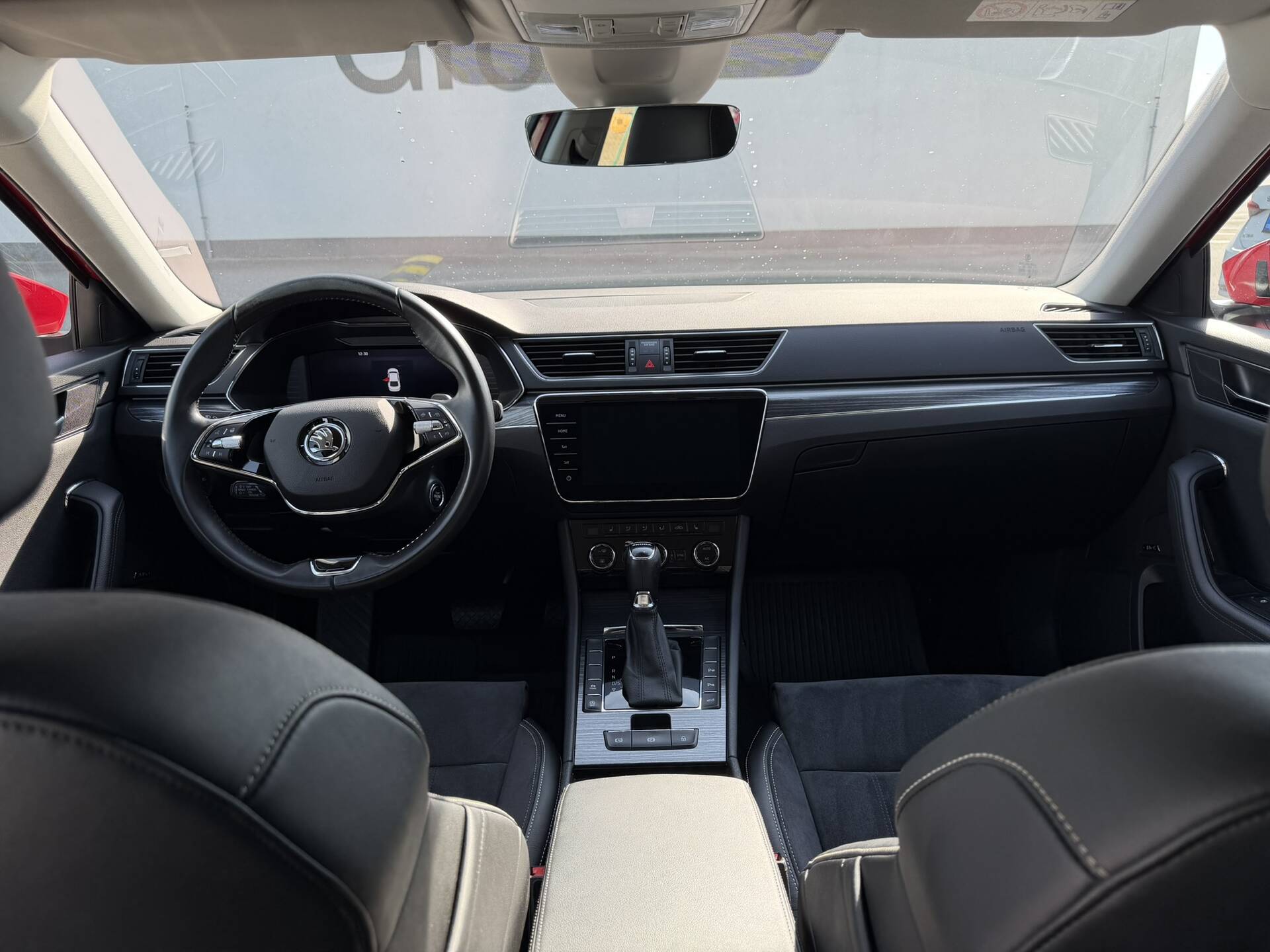 product-gallery-image
