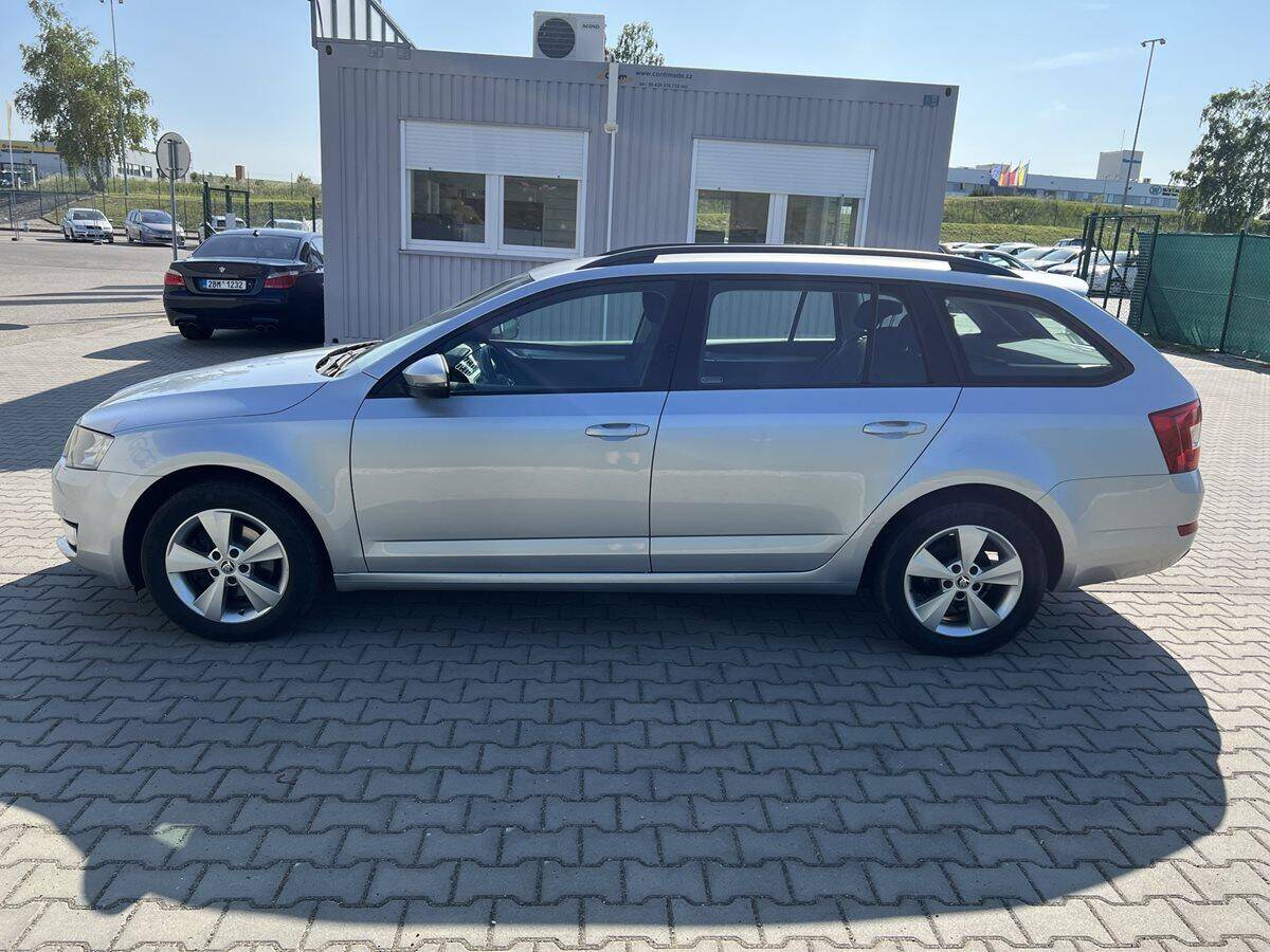 Škoda Octavia 1.6 TDI 77 kW Elegance Combi