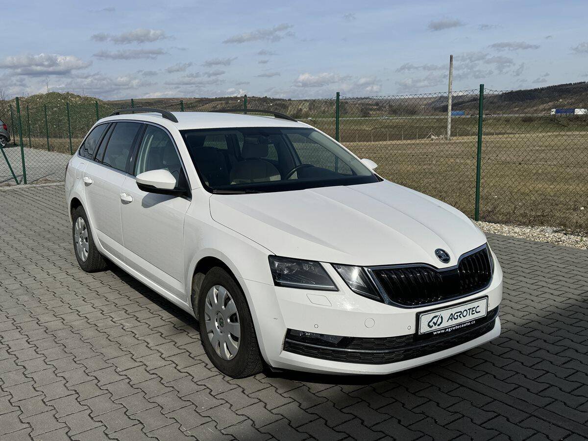 Škoda Octavia 1.6 TDI 85kW Style Combi