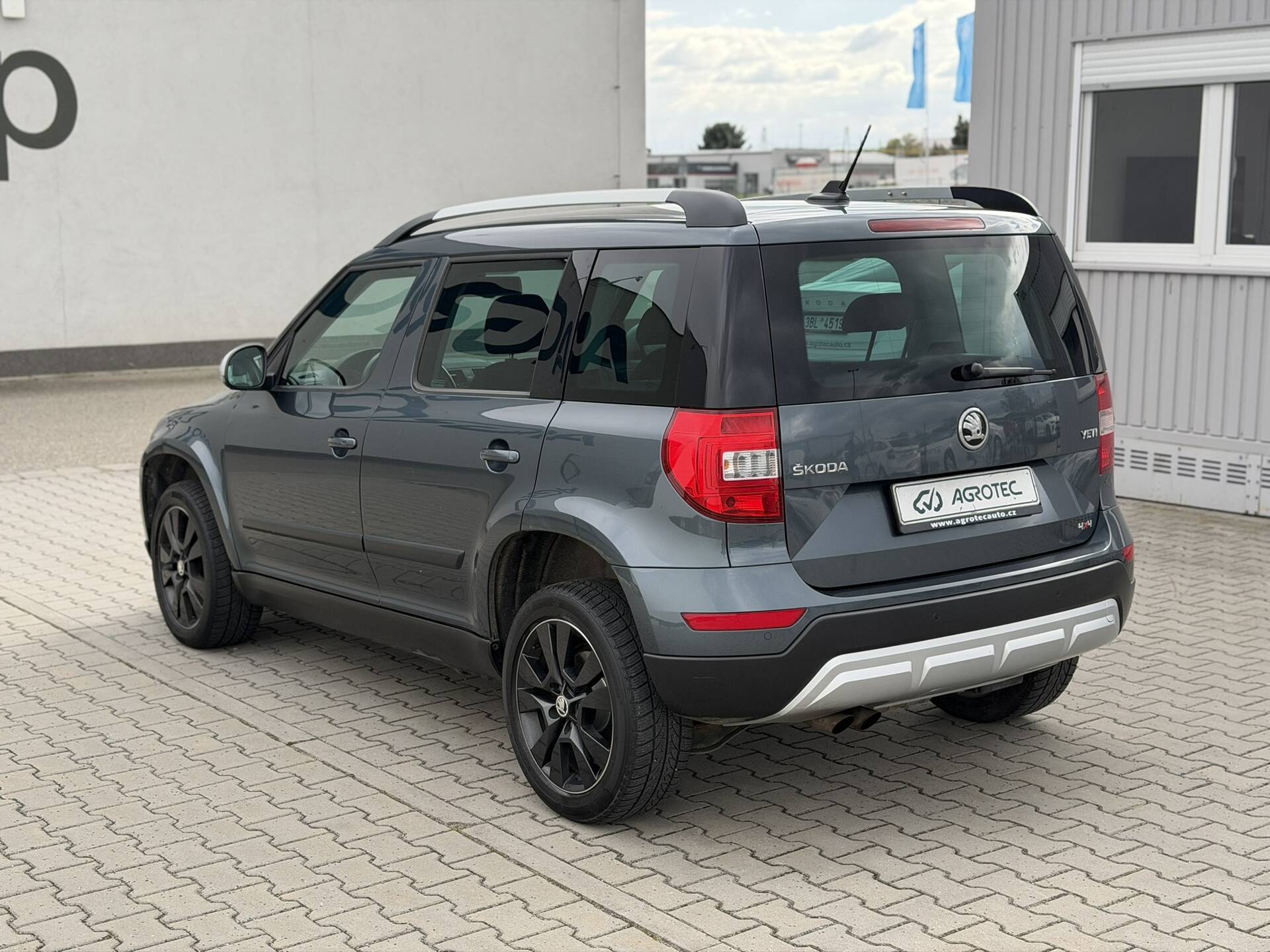 Skoda Yeti 2.0 TDI 103 kW Elegance 4x4 DSG