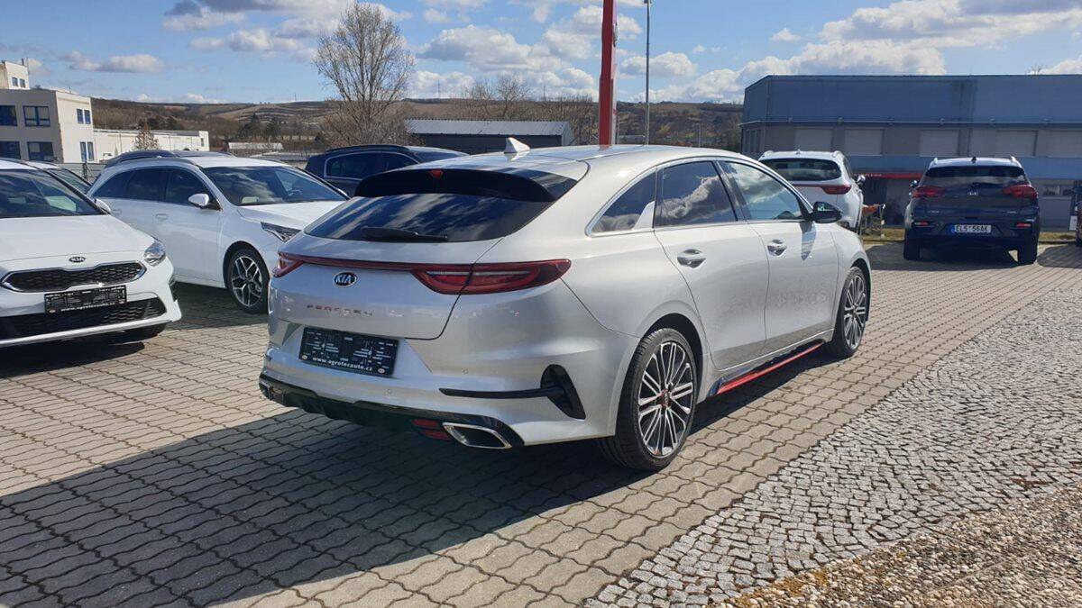 Kia ProCeed 1.6 T-GDI 150 kW GT