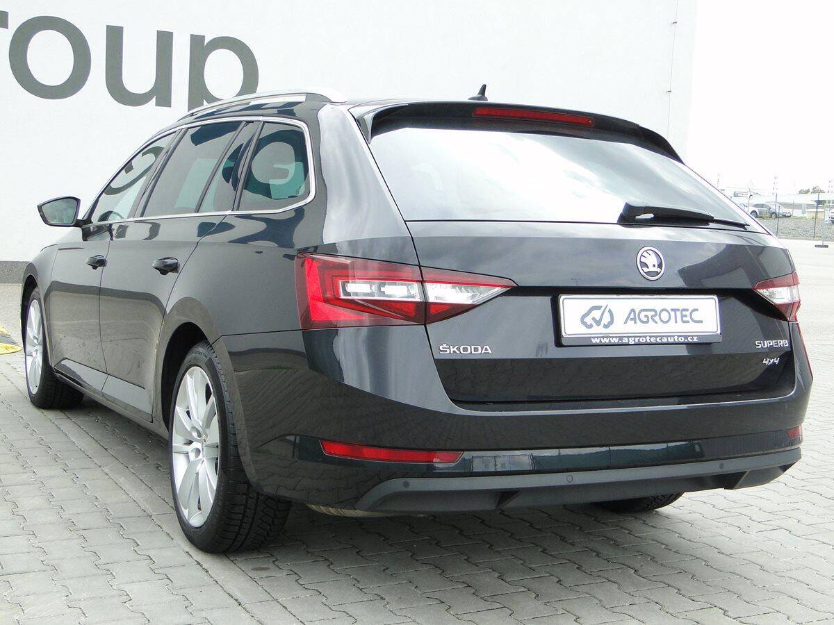 Škoda Superb 2.0 TDI 140kW STYLE 4x4