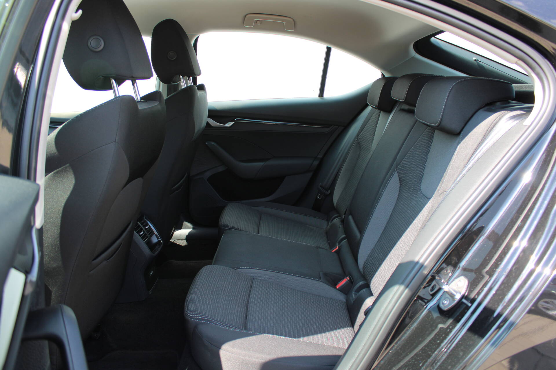 product-gallery-image