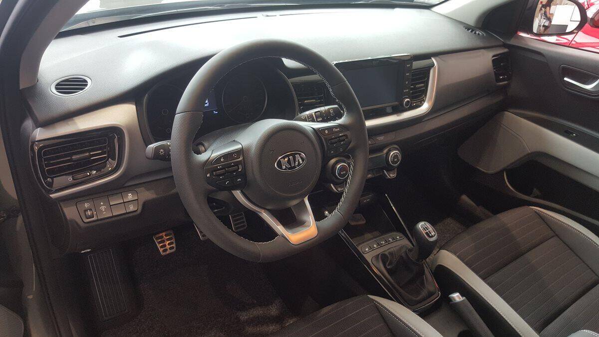 Kia Stonic 1.4 CVVT 74 kW  Premium