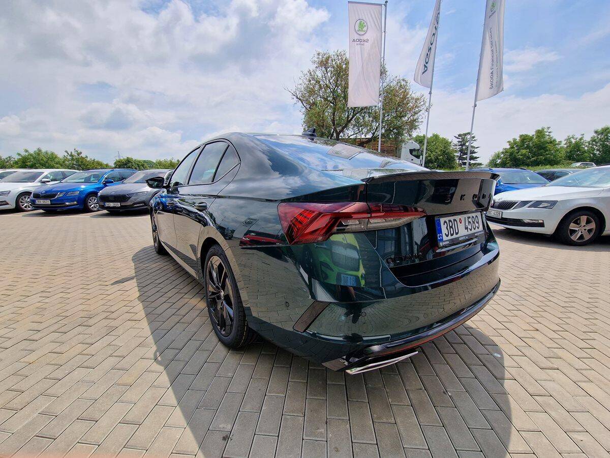 Škoda Octavia 2.0 TSI 180 kW RS