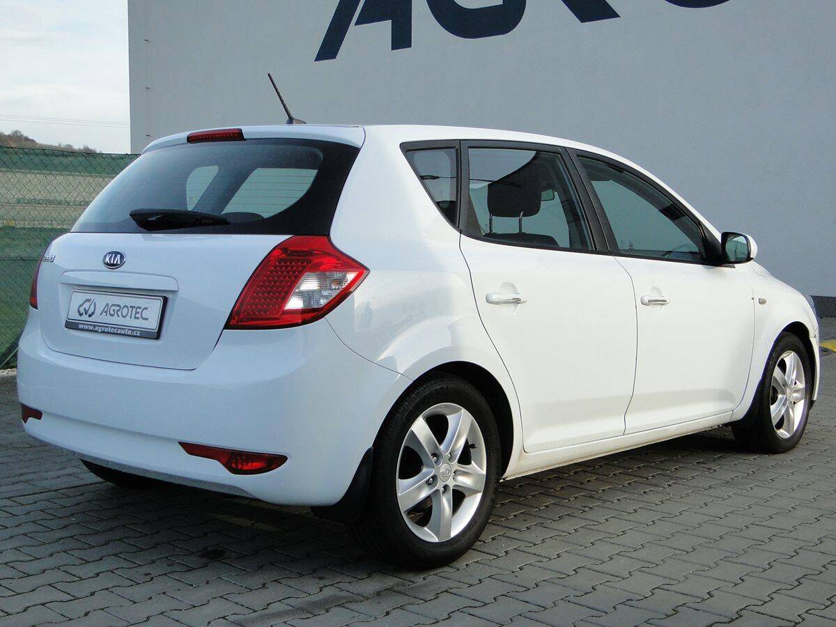 Kia Cee'd 1.4i 77 kW