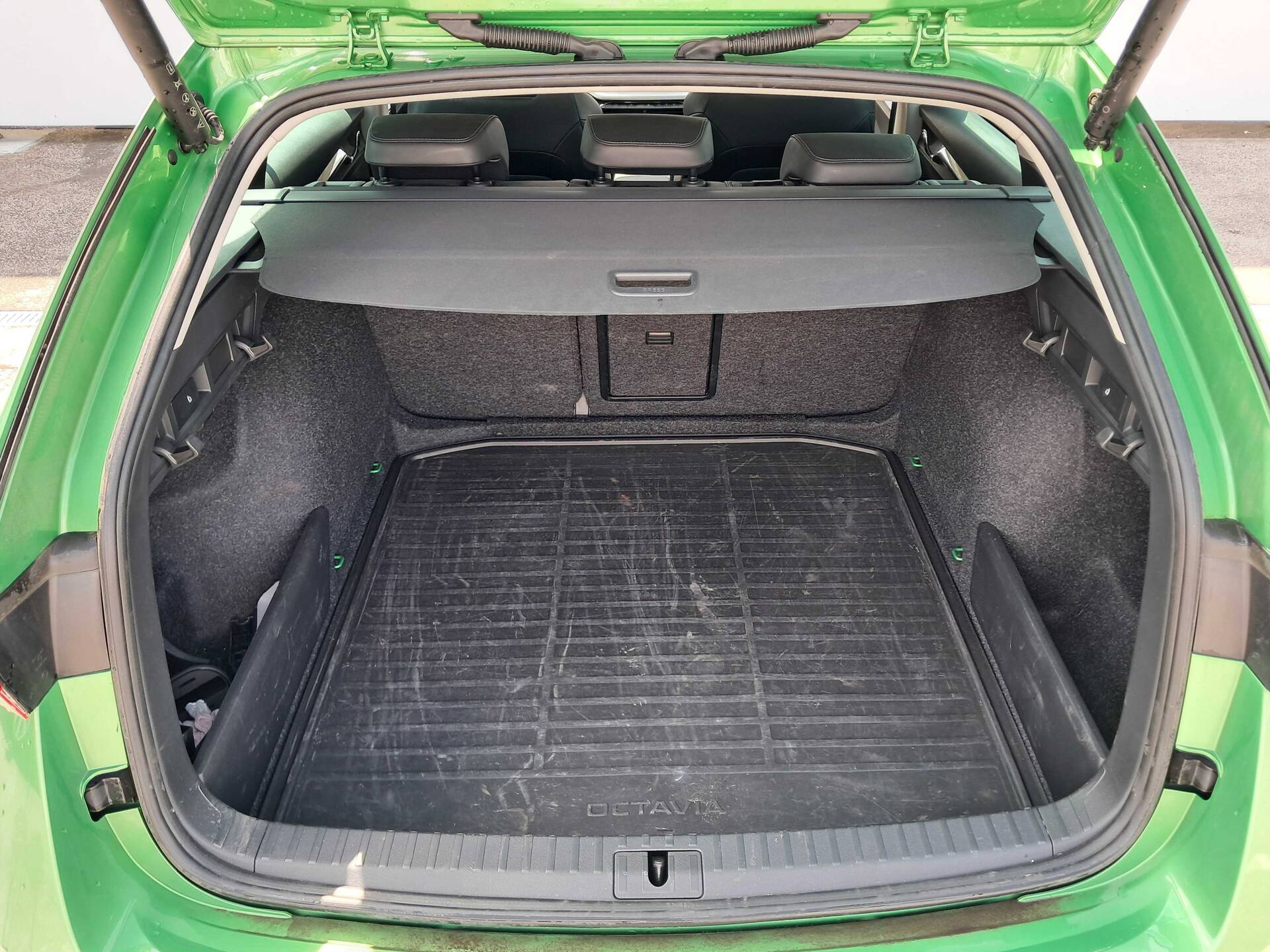 product-gallery-image