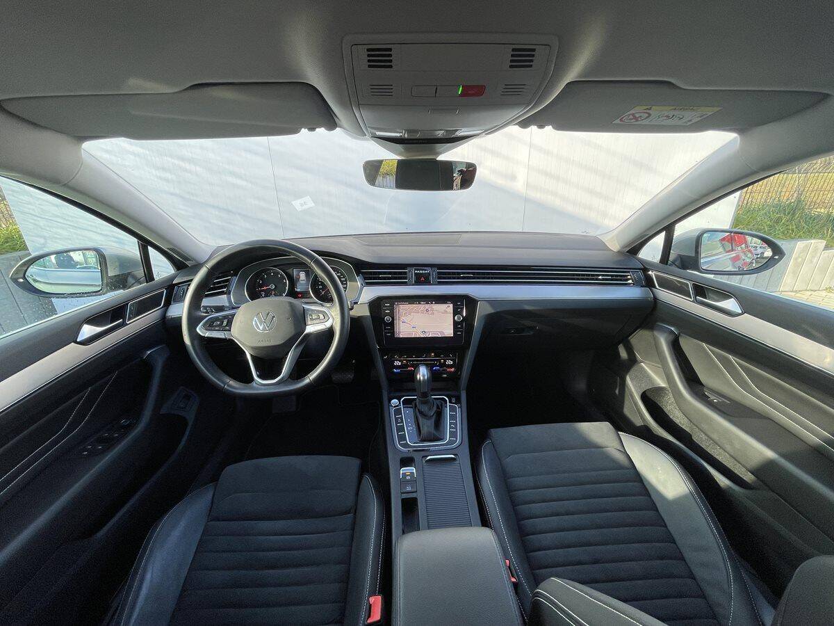 Volkswagen Passat 1.5 TSI EVO BMT DSG Elegance