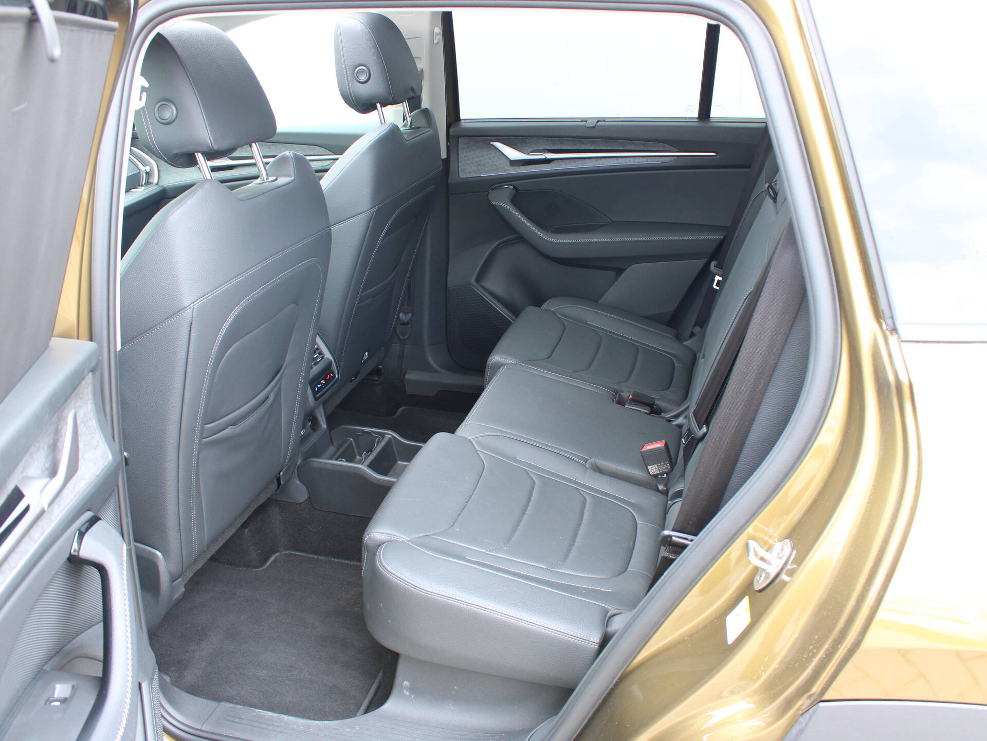 product-gallery-image