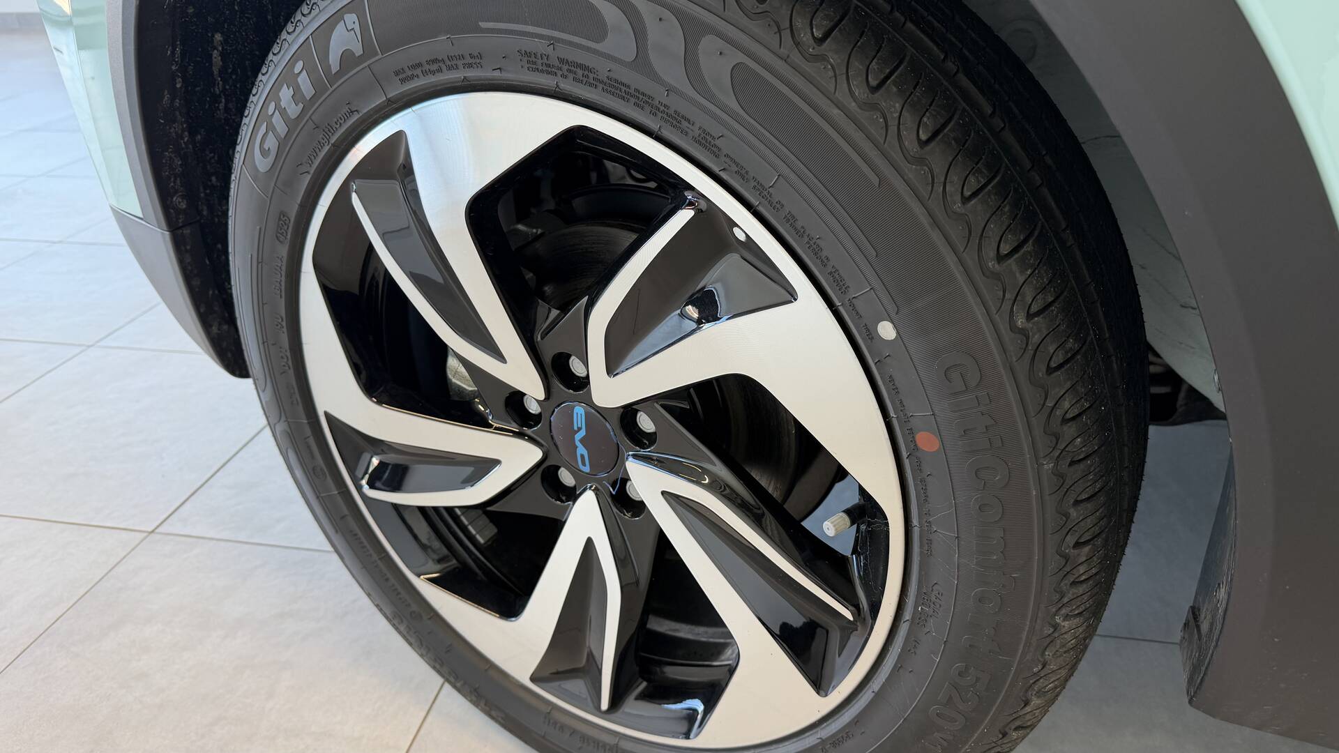 product-gallery-image