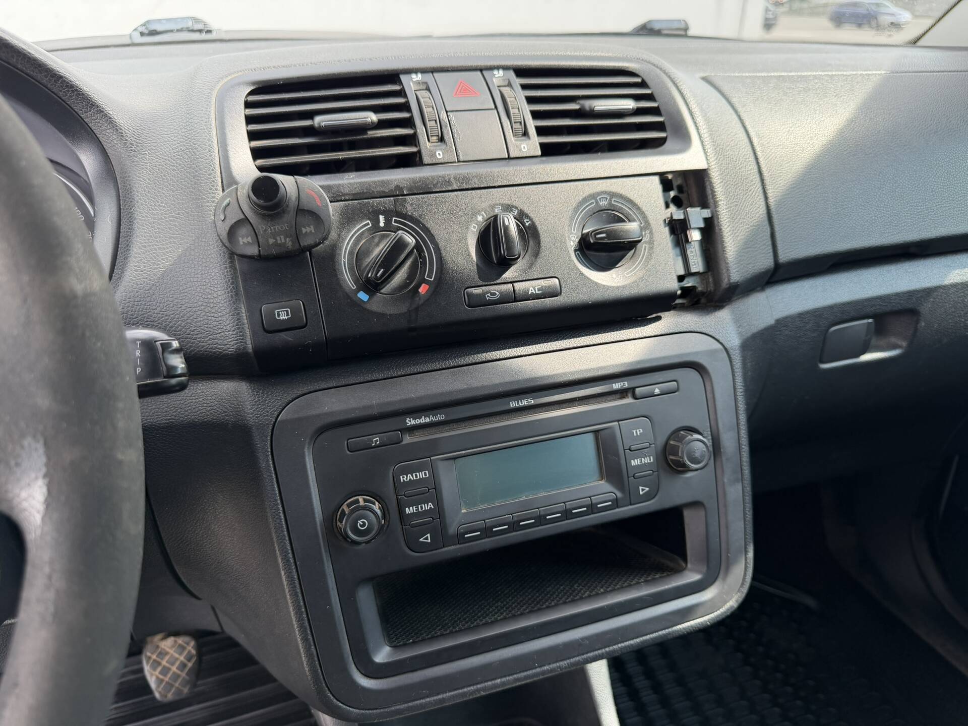 product-gallery-image