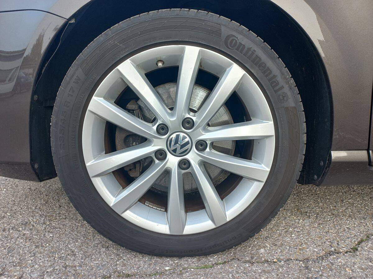 product-gallery-image