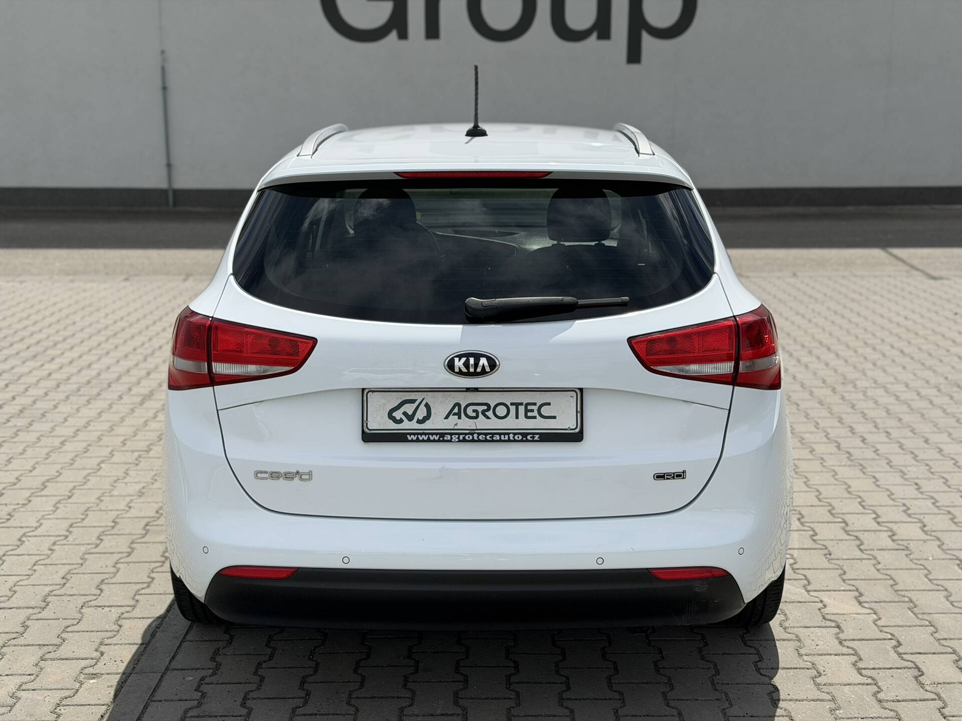 product-gallery-image