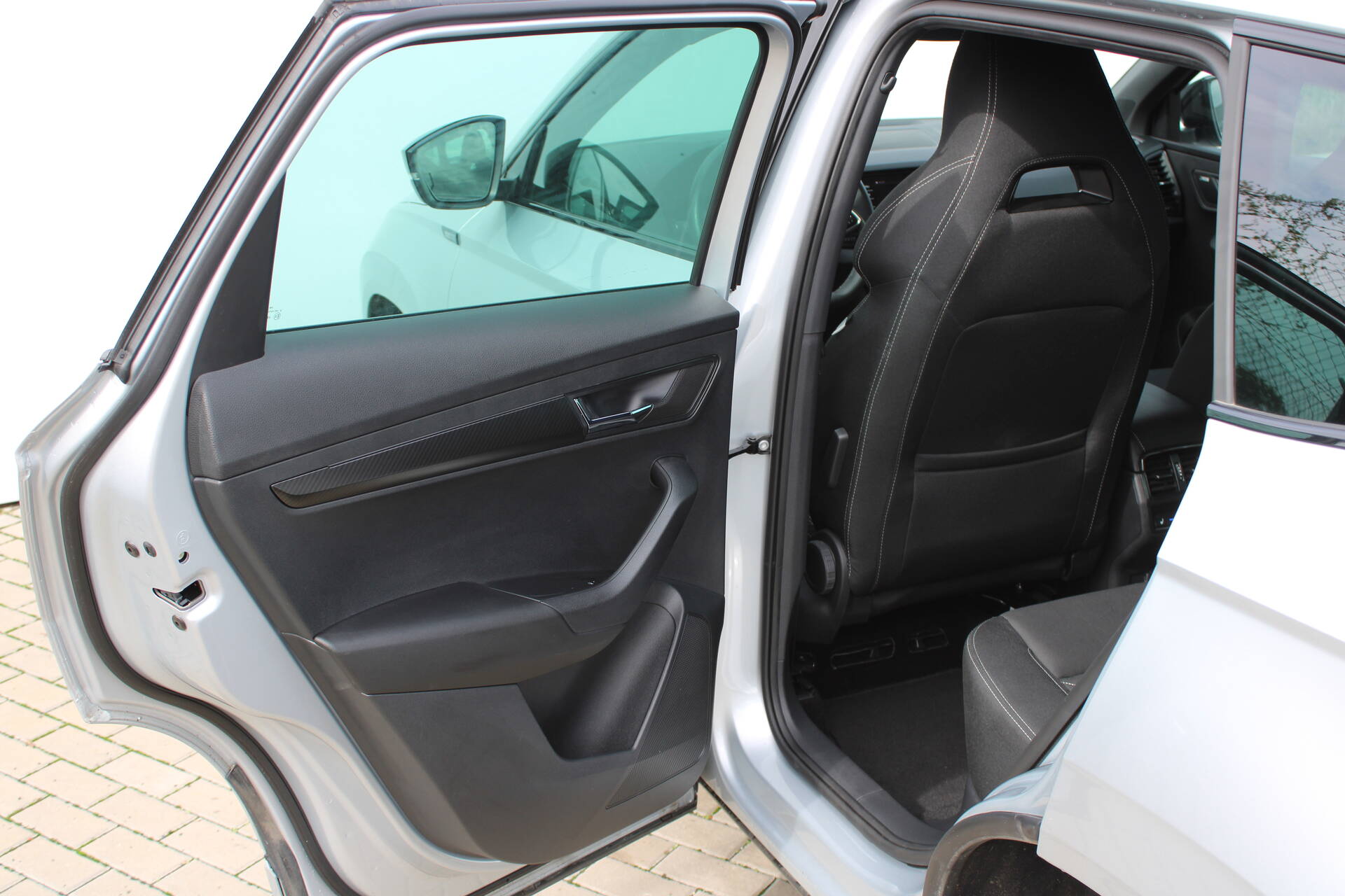 product-gallery-image