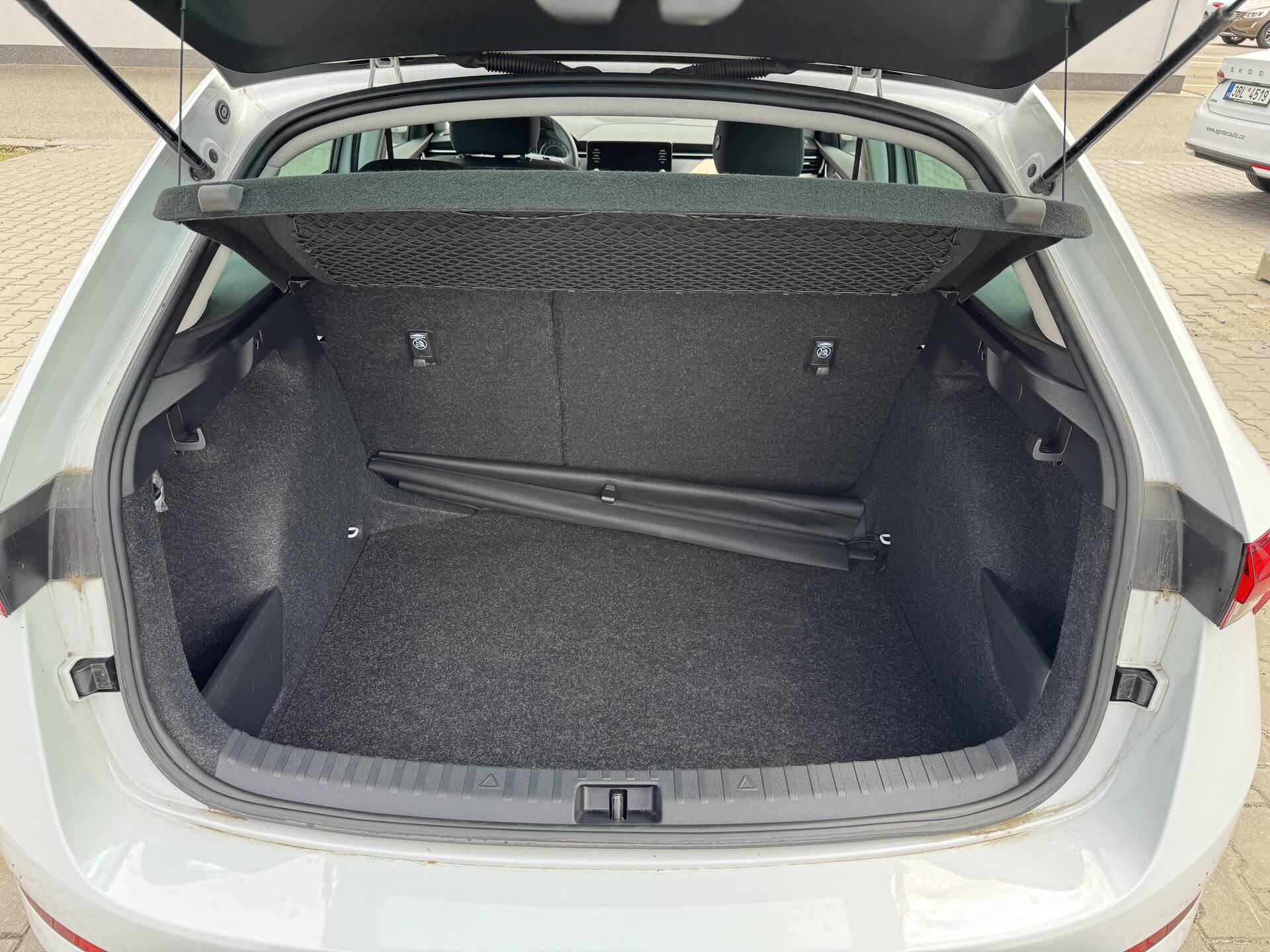 product-gallery-image