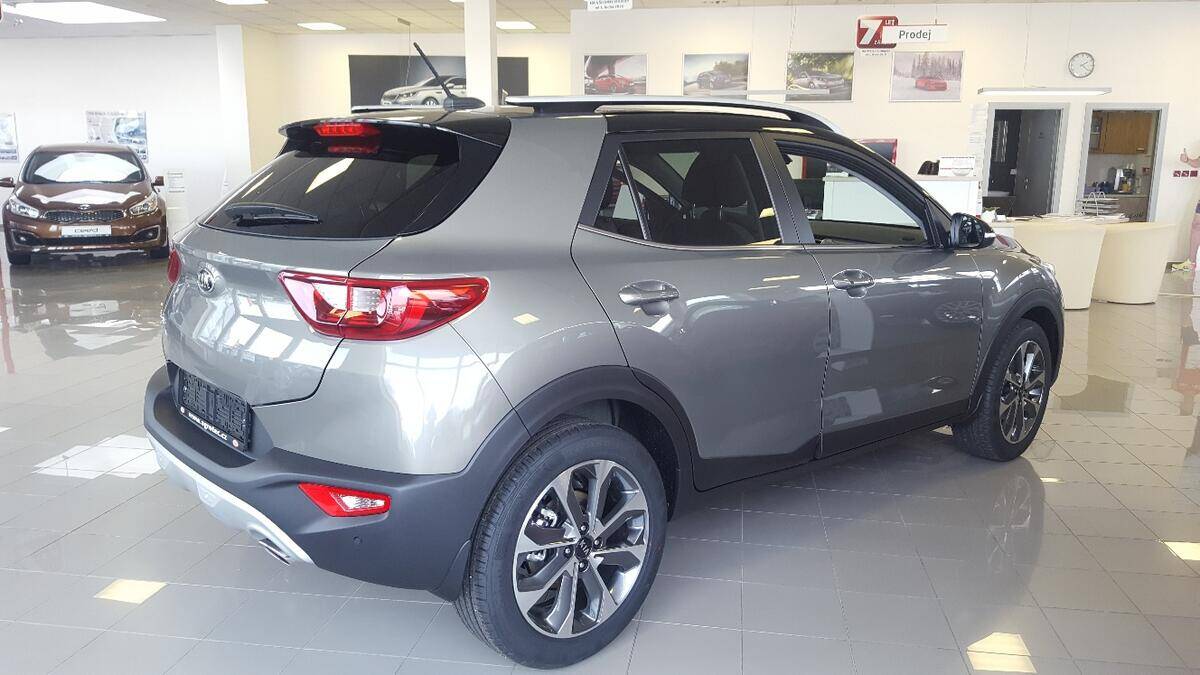 Kia Stonic 1.4 CVVT 74 kW 