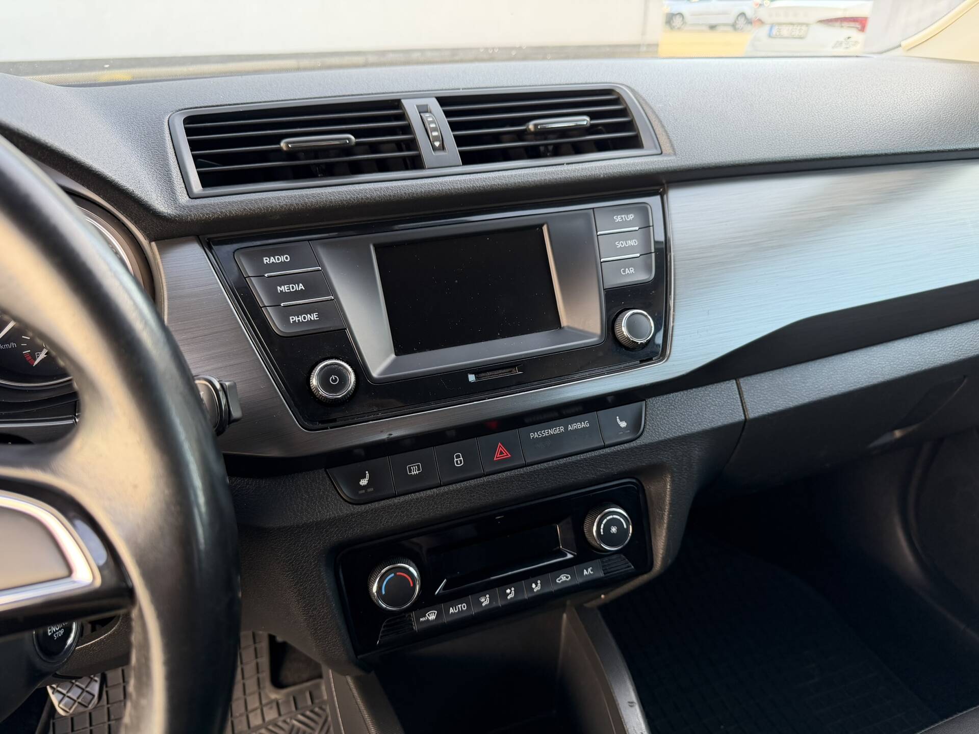 product-gallery-image