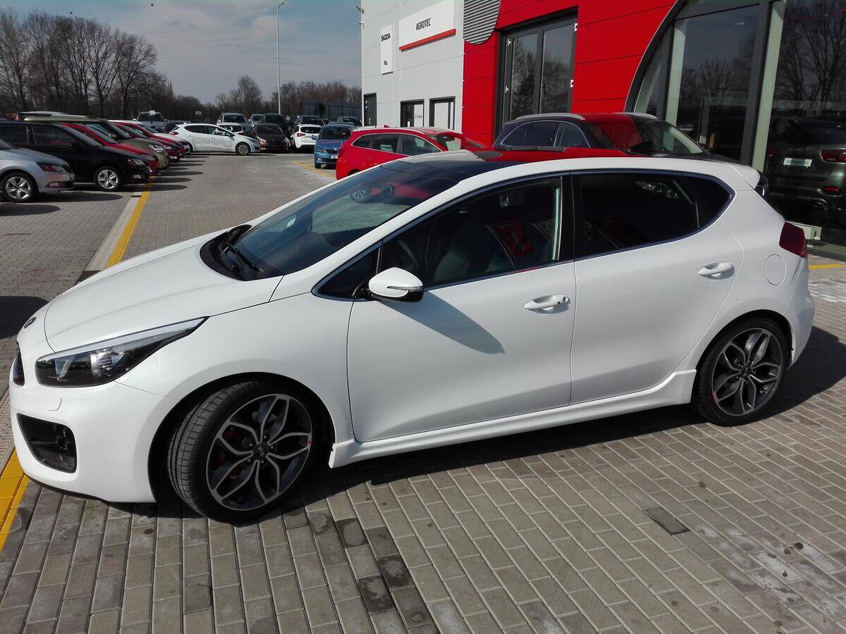 Kia Cee'd 1.6 T-GDI 130 kW