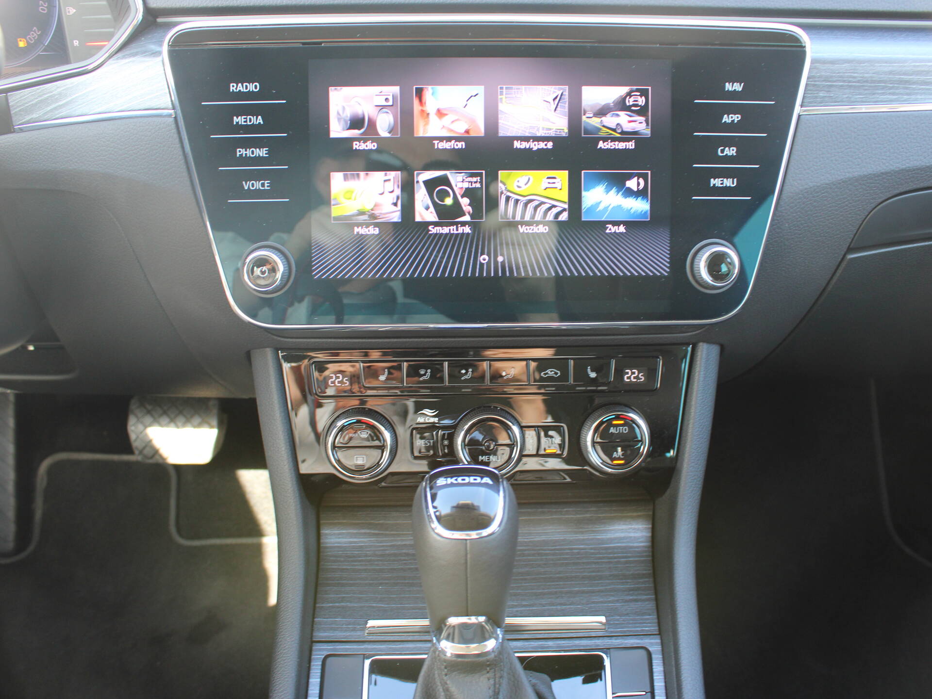 product-gallery-image