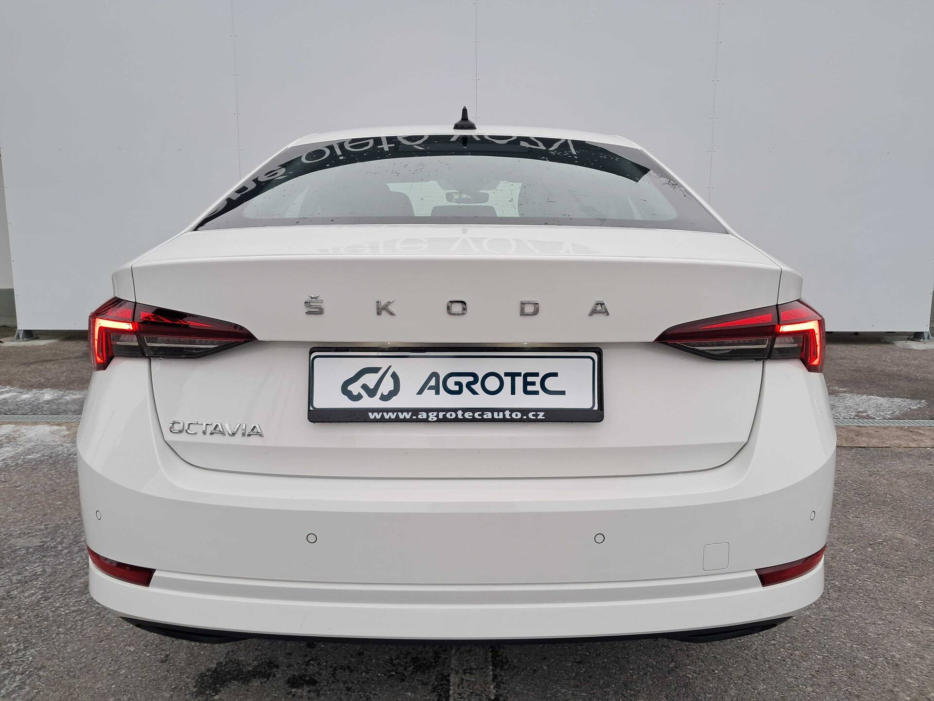 product-gallery-image