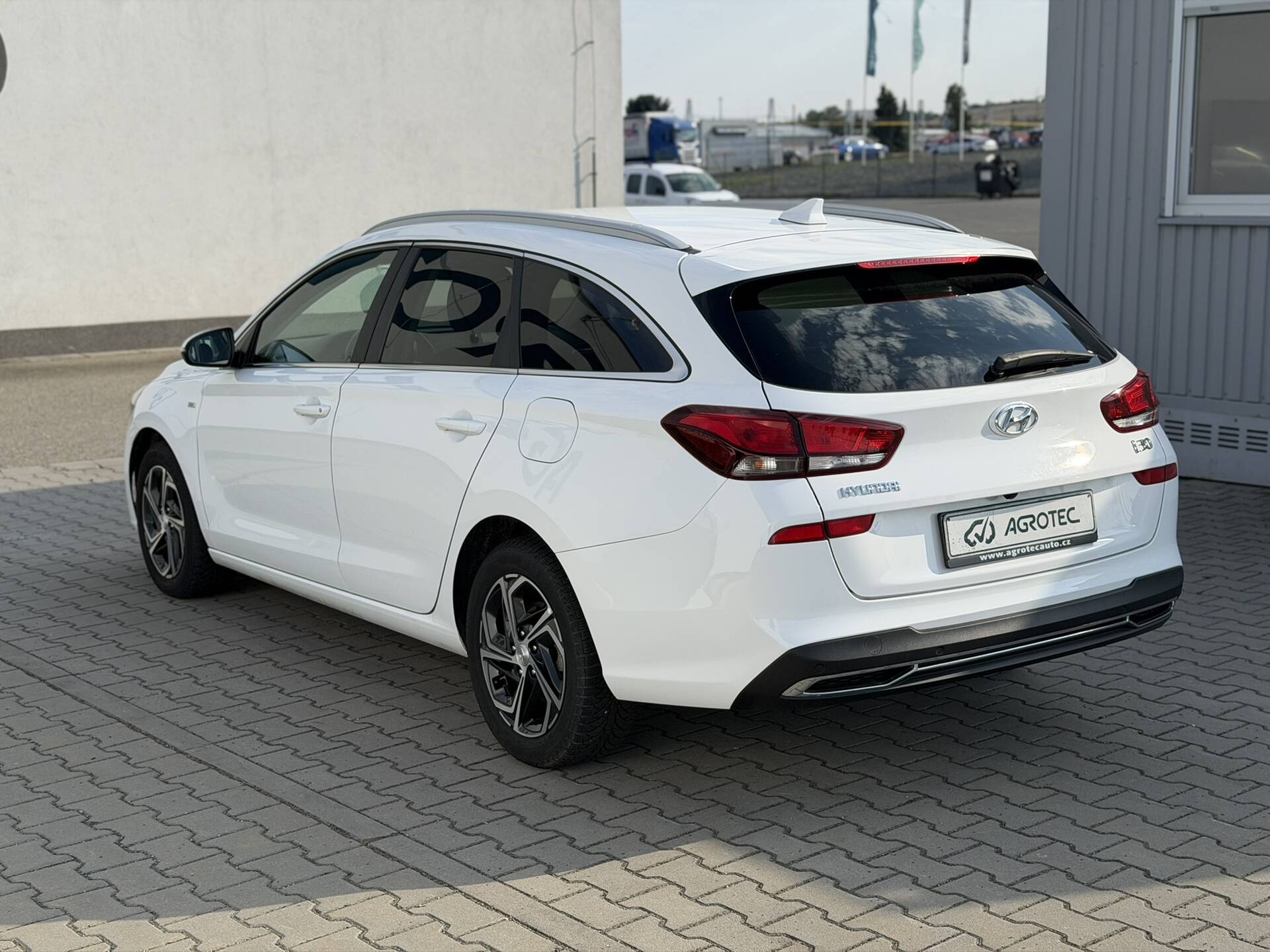 Hyundai i30 1.5 T-GDI 118 kW Family Smart DCT