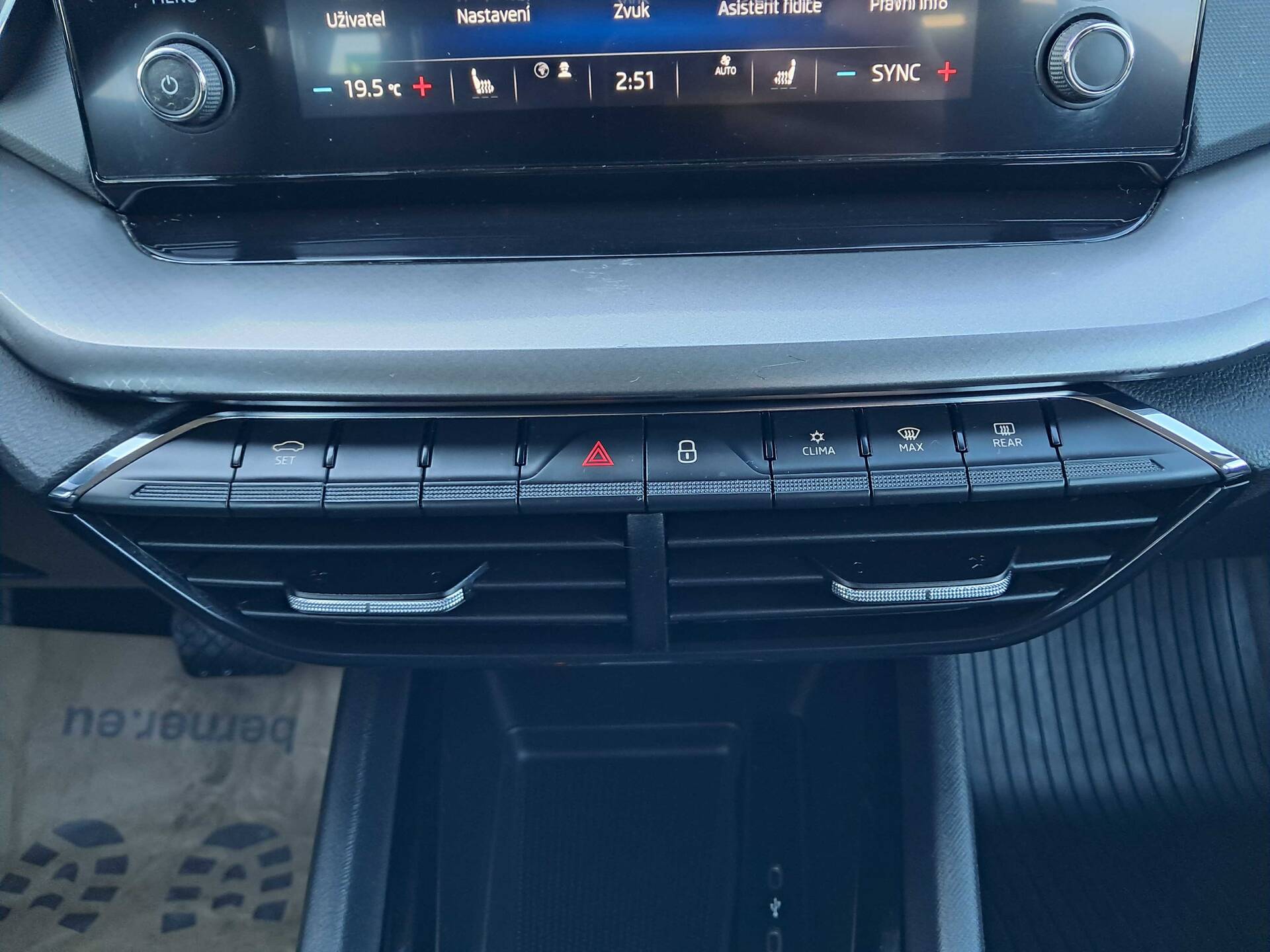 product-gallery-image