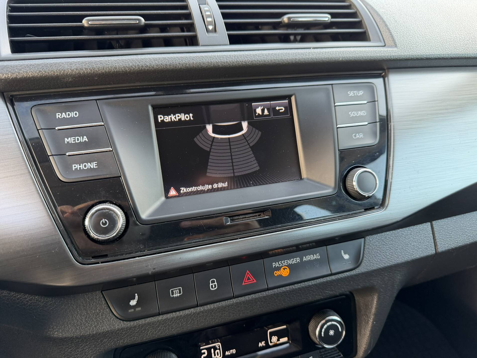 product-gallery-image