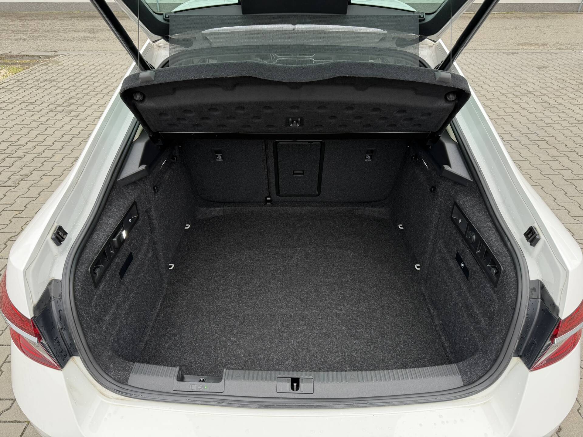 product-gallery-image