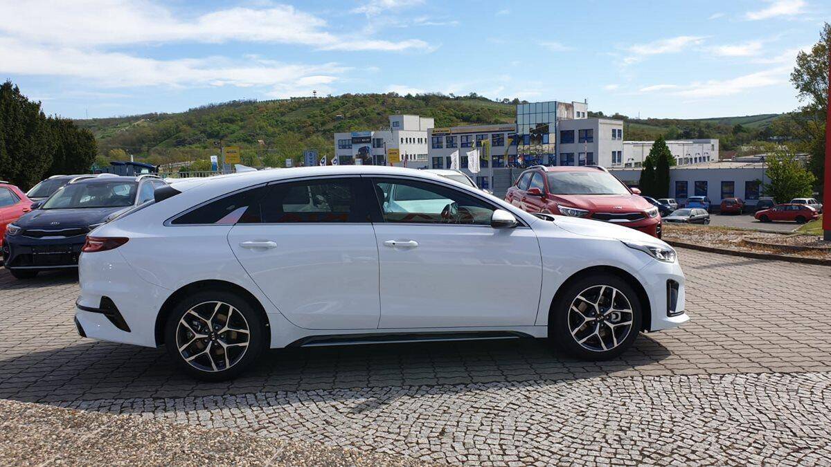 Kia ProCeed 1.5 T-GDI 118kw GT Line