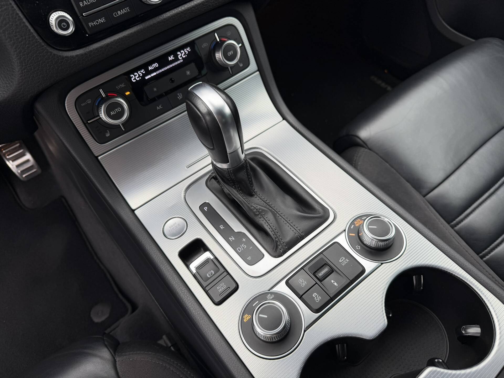 product-gallery-image