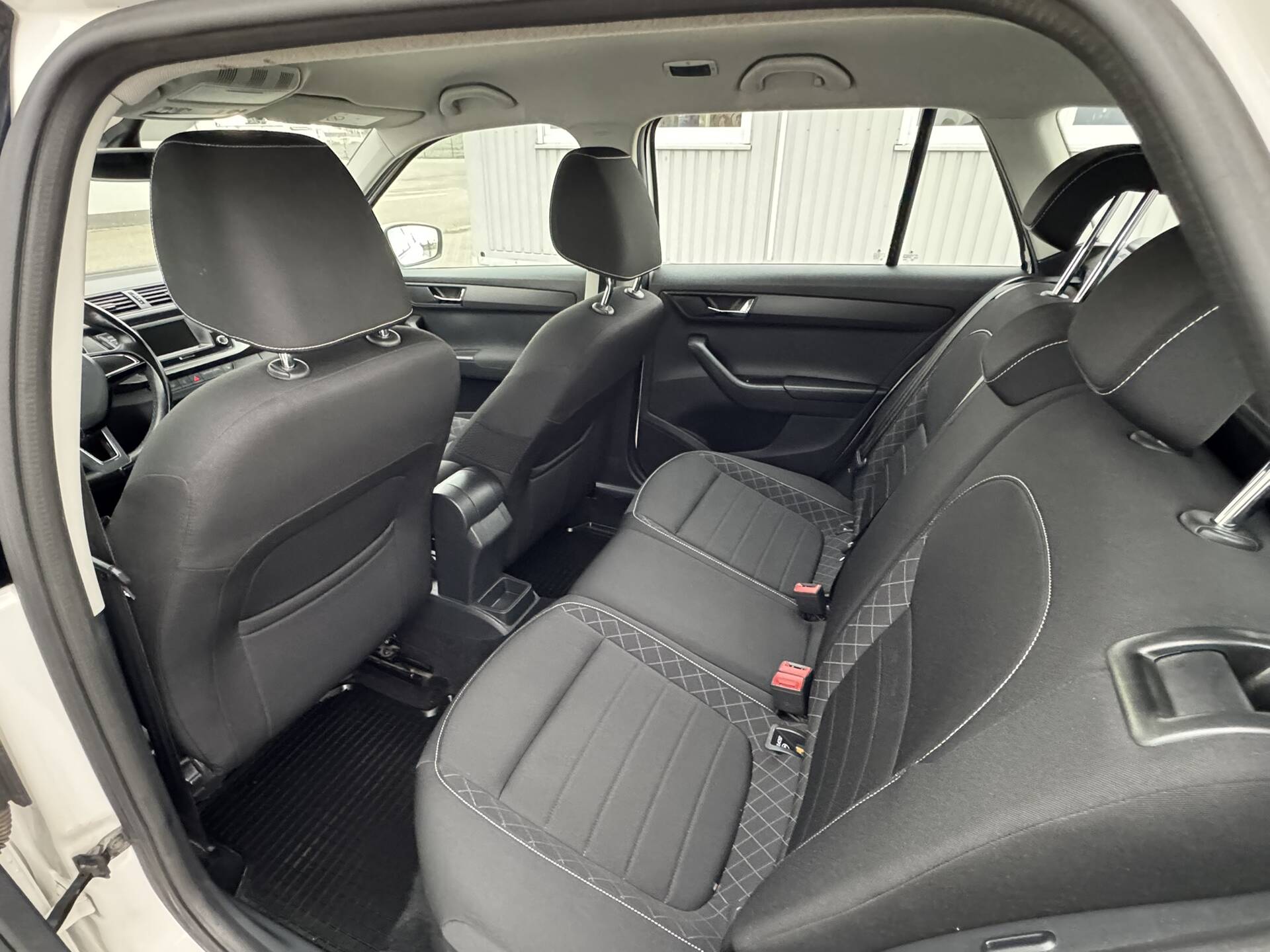 product-gallery-image