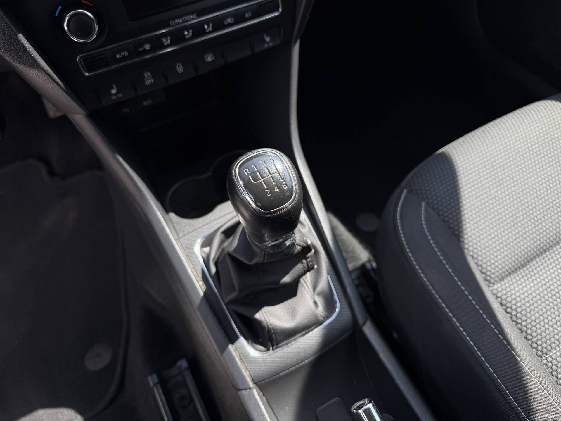 product-gallery-image