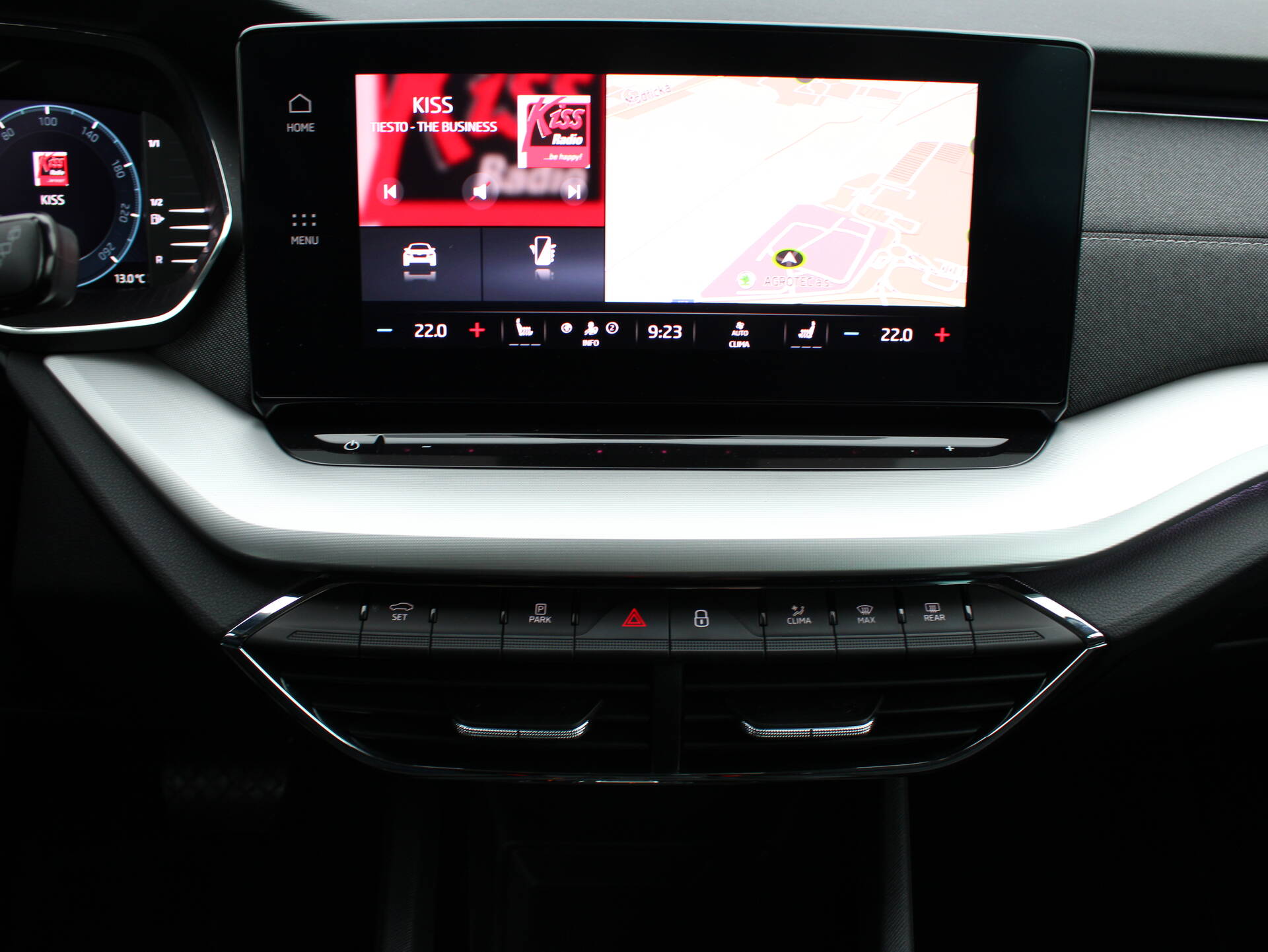 product-gallery-image