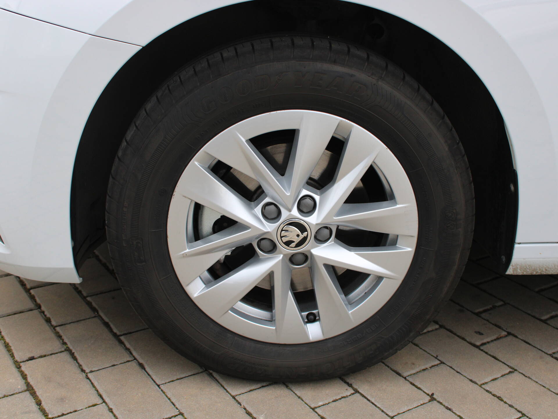 product-gallery-image