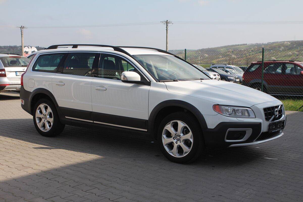Volvo XC70