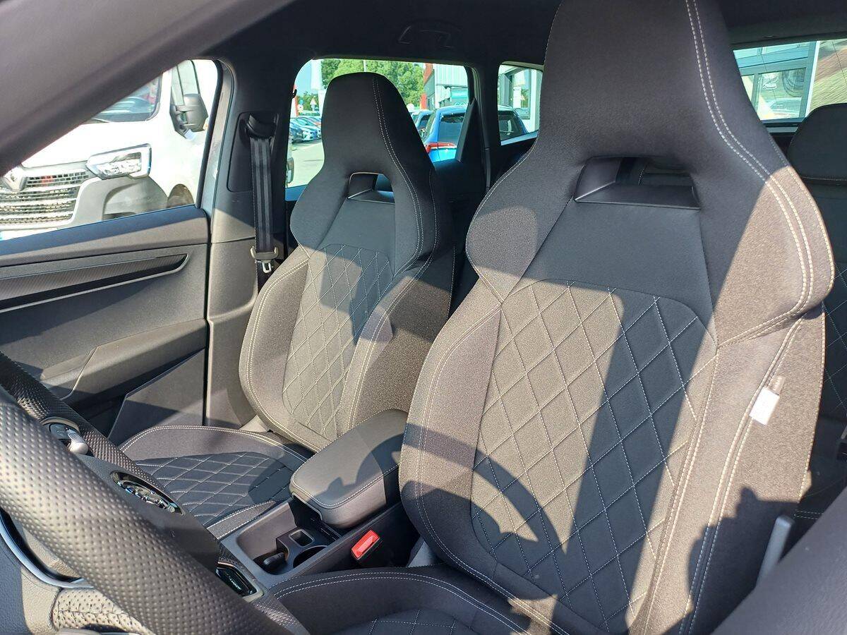 Škoda Karoq 1.5 TSI 110 kW SportLine
