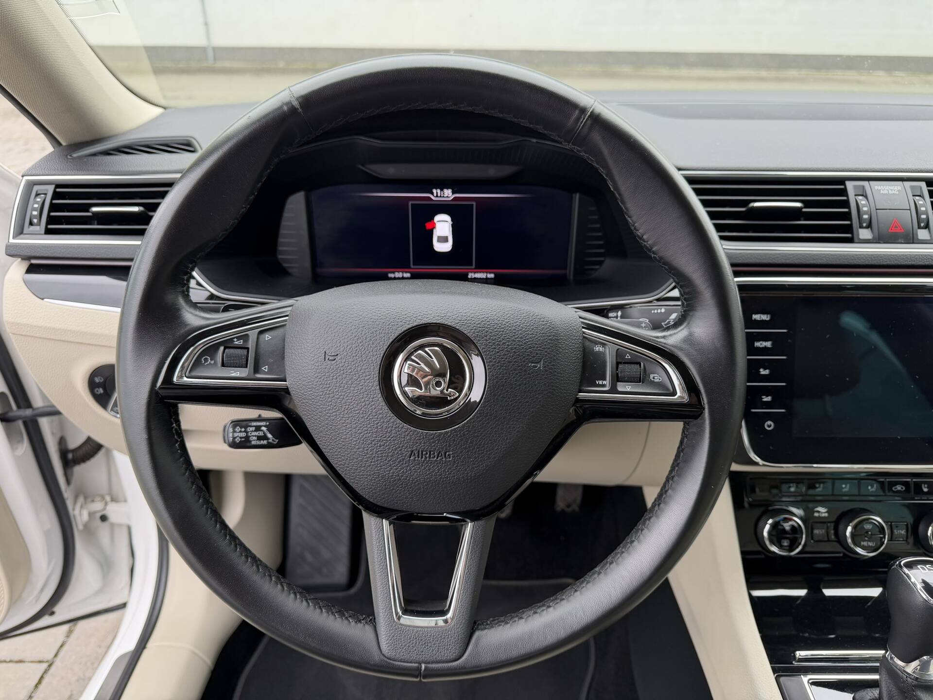 product-gallery-image