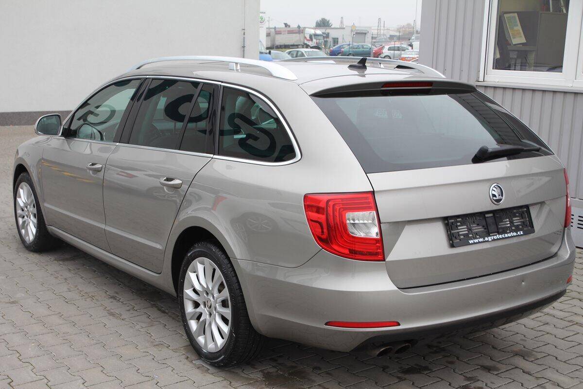 Škoda Superb