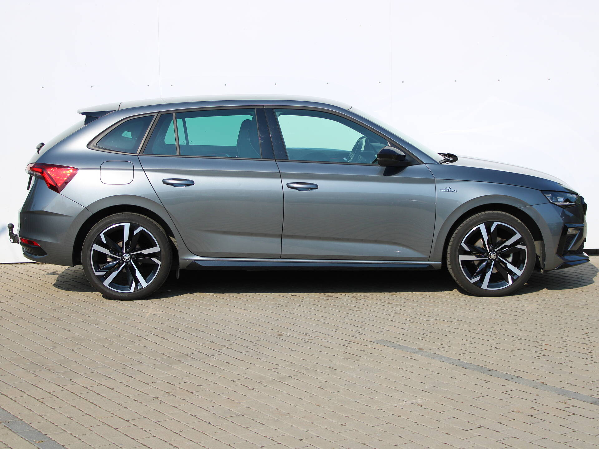 product-gallery-image