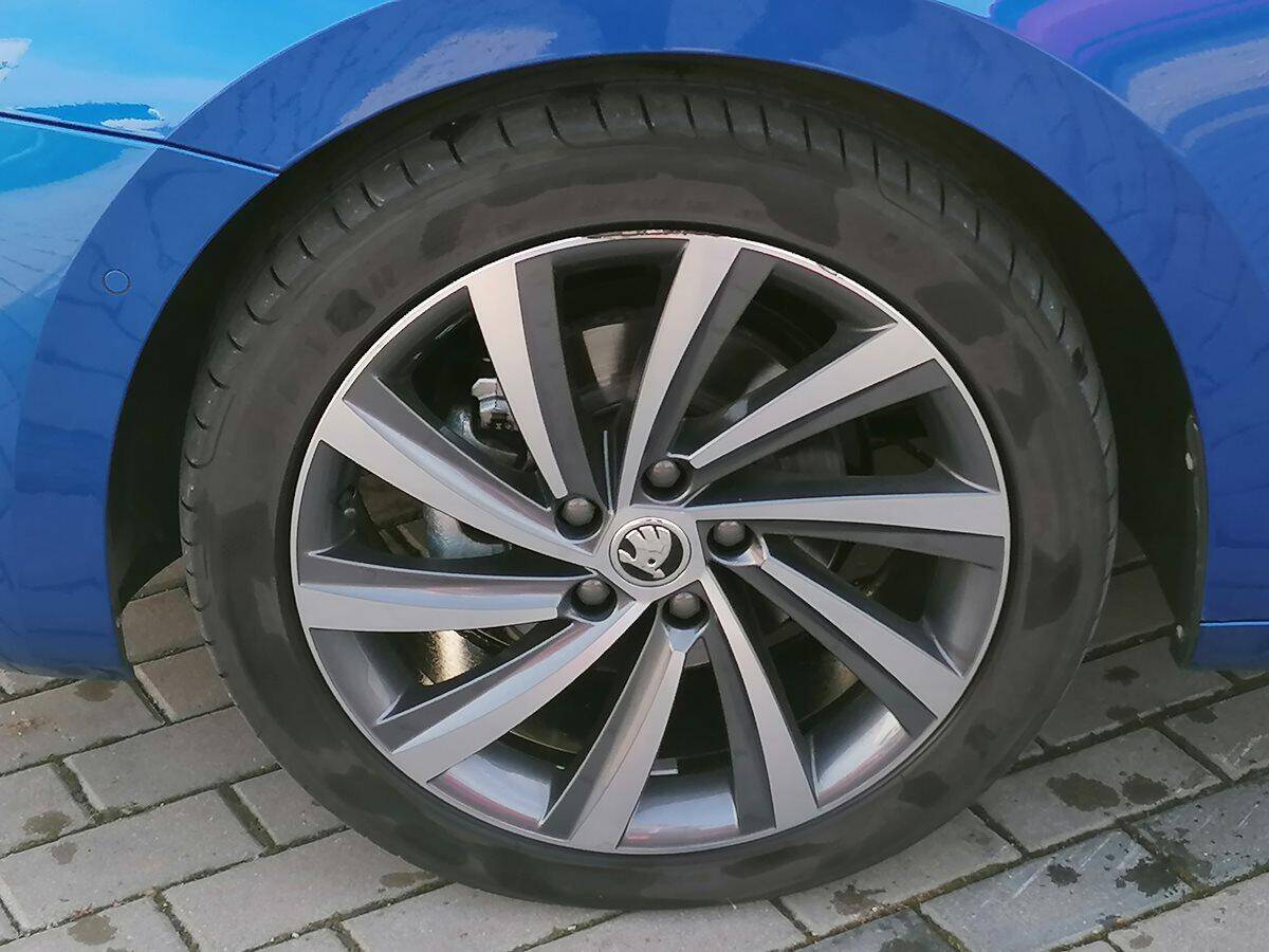 product-gallery-image