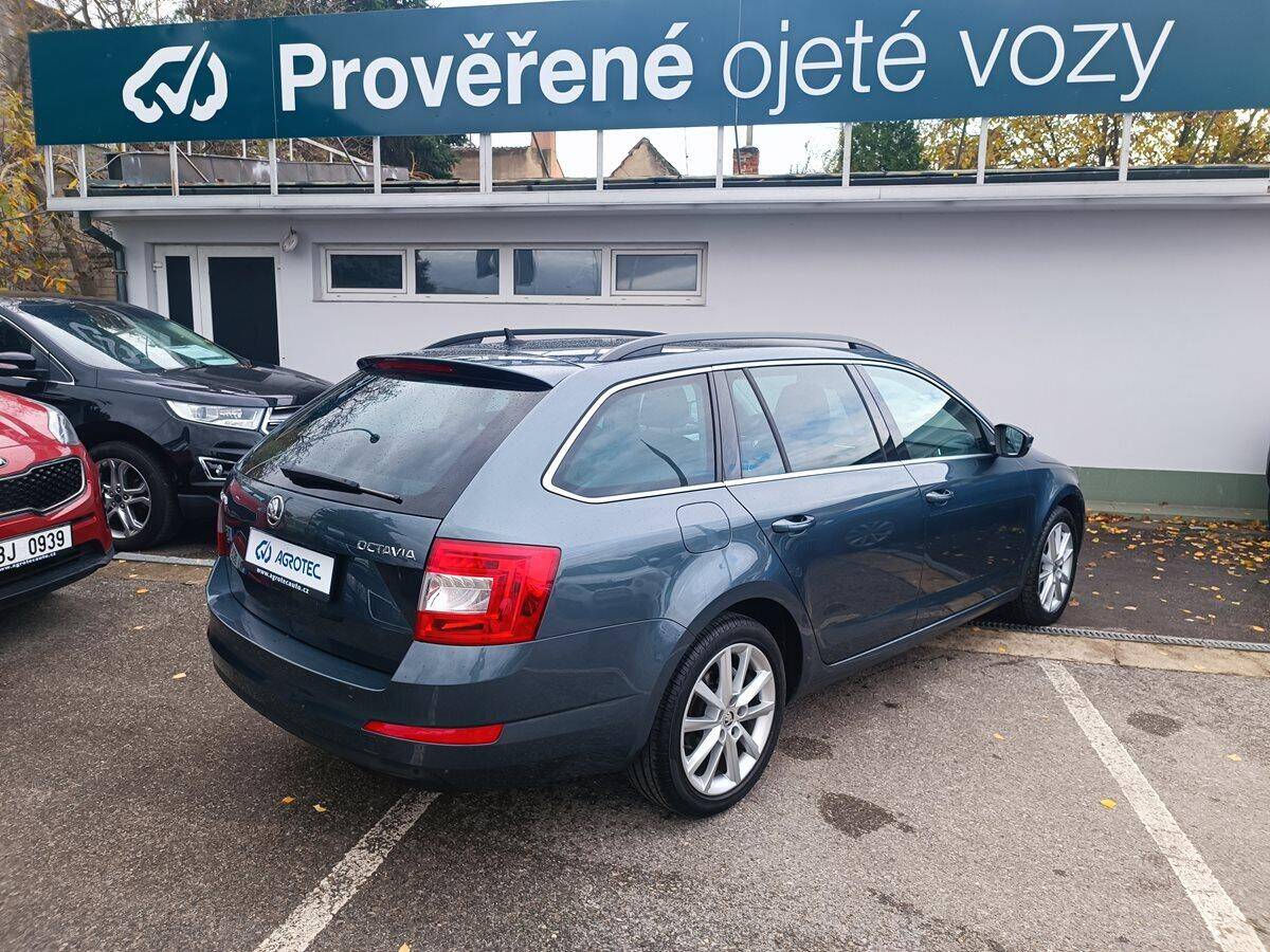 Škoda Octavia 2.0 TDI 110 kW Elegance Combi