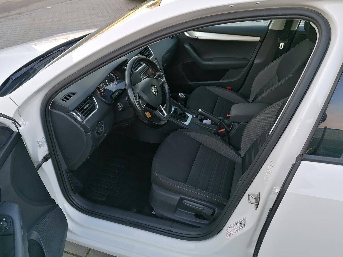 product-gallery-image