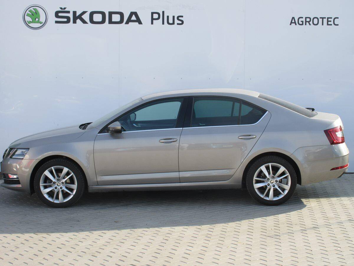 Škoda Octavia 1,6TDI 85kW Style Plus 