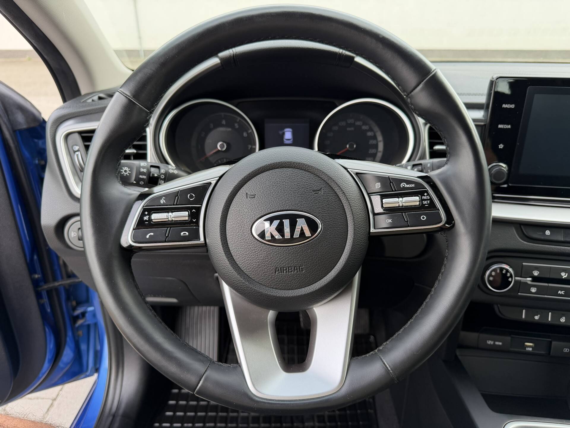 product-gallery-image