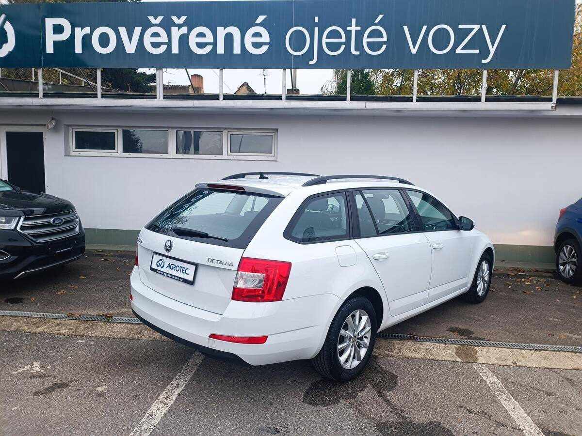 Škoda Octavia 1,6 TDi, 81kw,AMB,1M,DPH
