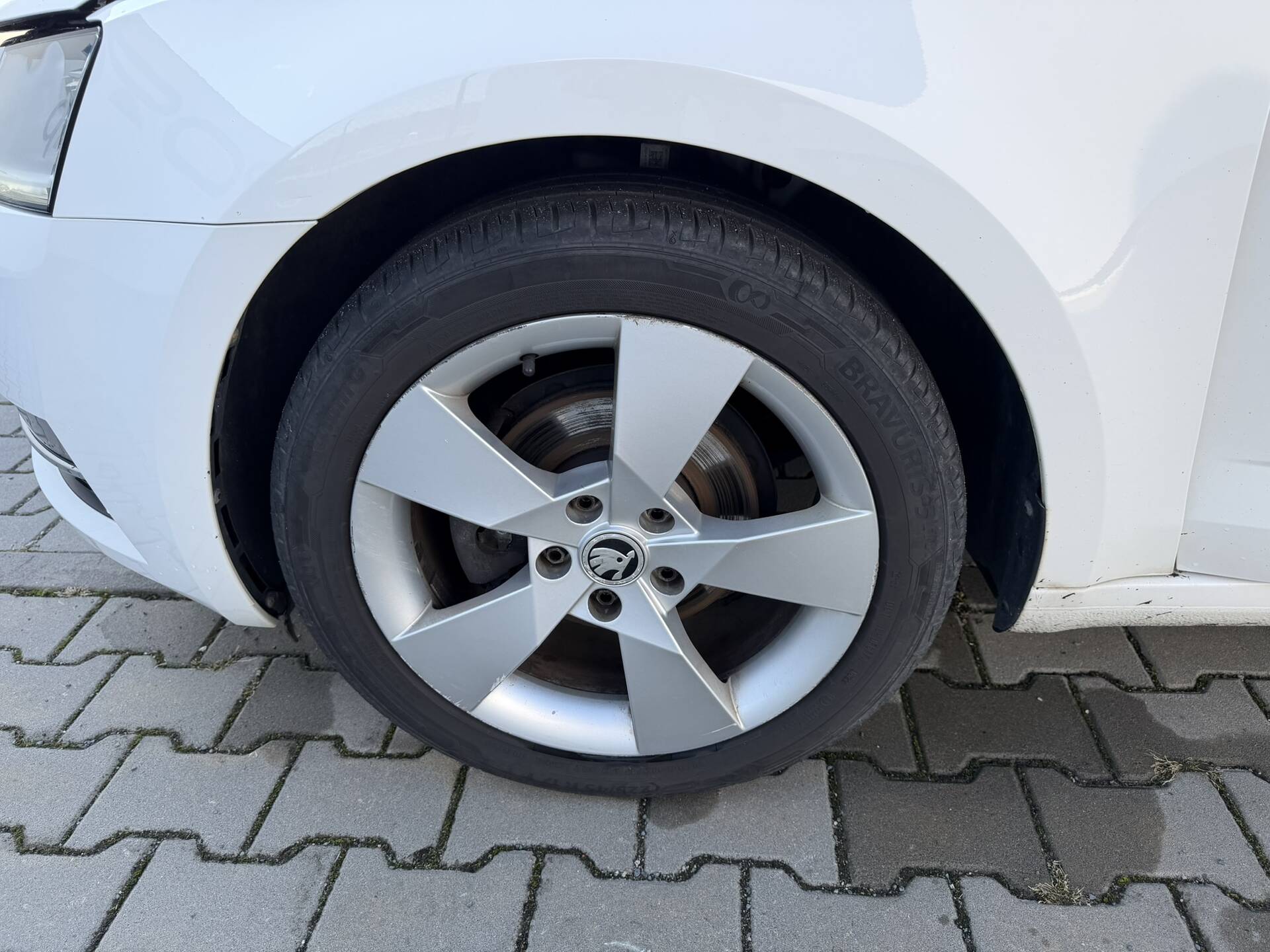 product-gallery-image