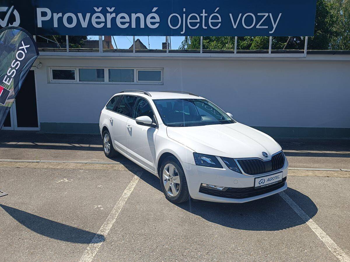 Škoda Octavia 1,6TDi,85kw,ambiente,1M,ČR